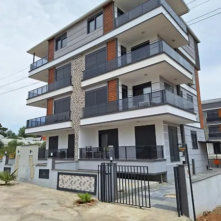 Bora Hotel de apartamente Altinkum (Antalya)